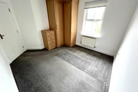 2 bedroom apartment to rent, Briarfield Road, Manchester M20