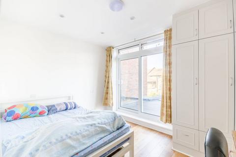 4 bedroom terraced house for sale, Falcon Grove, Clapham Junction, London, SW11