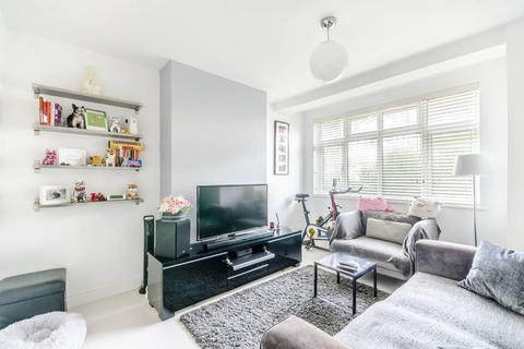 1 bedroom flat to rent, Dinton Road, Tooting Broadway, London, SW19