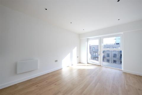 1 bedroom apartment to rent, Fairbank House, Beaufort Square, NW9