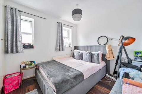 2 bedroom end of terrace house for sale, Greenland Mews, Deptford, London, SE8