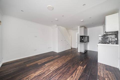 5 Greenland Mews, London, SE8 5JN
