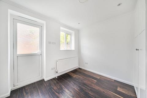 5 Greenland Mews, London, SE8 5JN