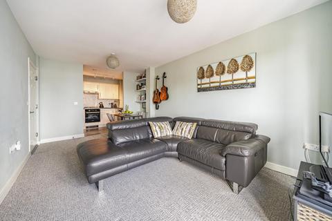 2 bedroom flat for sale, Masons Hill, Bromley