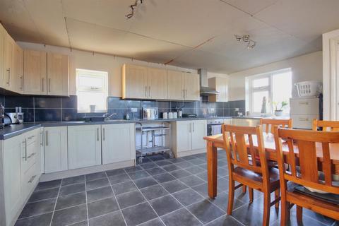 4 bedroom detached house for sale, Holmpton, East Yorkshire