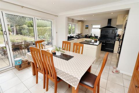 50 Lodge Avenue, Elstree, Borehamwood, WD6 3ND