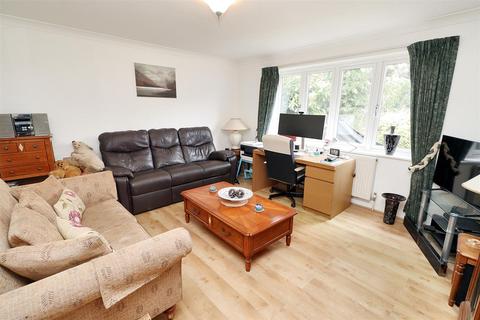50 Lodge Avenue, Elstree, Borehamwood, WD6 3ND