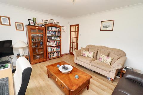 50 Lodge Avenue, Elstree, Borehamwood, WD6 3ND