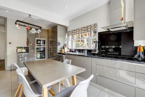 6 bedroom terraced house for sale, Micklethwaite Road, London