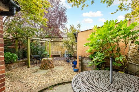 15 Brook Lane, Harrold, Bedford, MK43 7BW