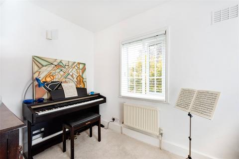 15 Brook Lane, Harrold, Bedford, MK43 7BW