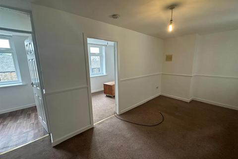 1 bedroom apartment to rent, Clog Bridge, Silsden,