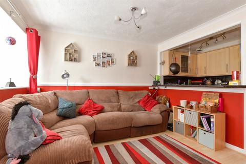 1 bedroom maisonette for sale, Willowside, Snodland, Kent