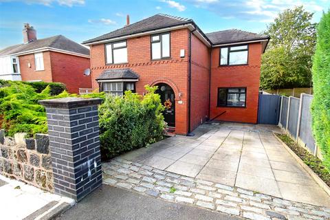 4 bedroom detached house for sale, Shaftesbury Avenue, Stoke-On-Trent ST6