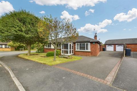 3 bedroom detached bungalow for sale, Eaton Grange Drive, Long Eaton