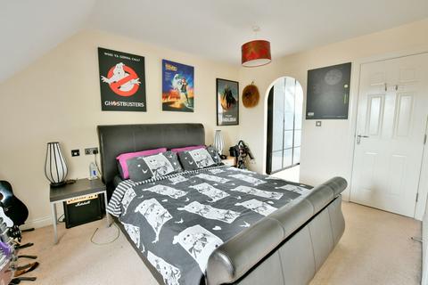 11 Bicester Grove, Hebburn, NE31 1AQ
