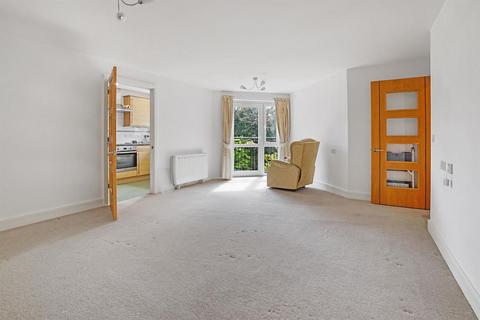 1 bedroom apartment for sale, Penlee Close, Edenbridge