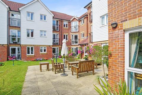 1 bedroom apartment for sale, Penlee Close, Edenbridge