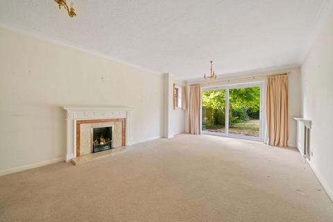 4 bedroom detached house for sale, The Avenue, Claygate, KT10