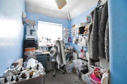 89 Heathway, Dagenham, RM9 6AY