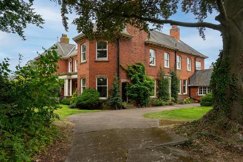 6 bedroom semi-detached house for sale, Boroughbridge Road, Upper Poppleton, York