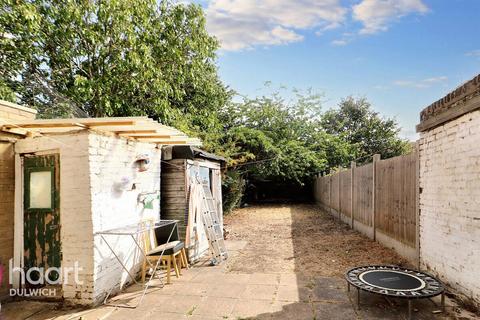 3 bedroom terraced house for sale, Cator Street, London