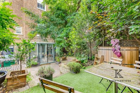 3 bedroom apartment for sale, Redcliffe Gardens, London SW10