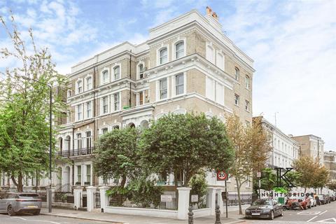 3 bedroom apartment for sale, Redcliffe Gardens, London SW10