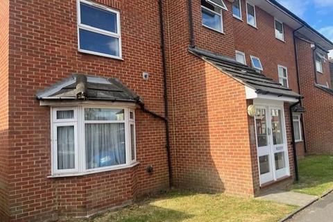 1 bedroom flat for sale, Heverfield Court, Crusoe Road, CR4