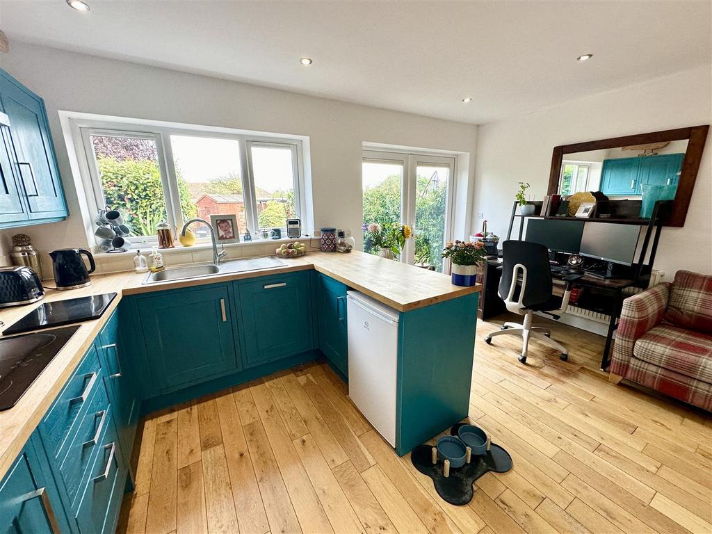 Kitchen area