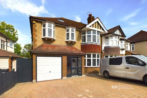 6 bedroom semi-detached house to rent, Highdown, Worcester Park, Surrey. KT4