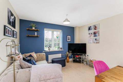 17 Hampton Road, Stansted, CM24 8FE