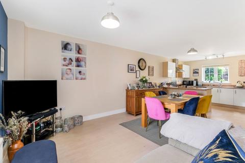 17 Hampton Road, Stansted, CM24 8FE