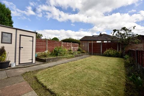 19 Bedford Avenue, Shaw, Oldham, OL2 7DR