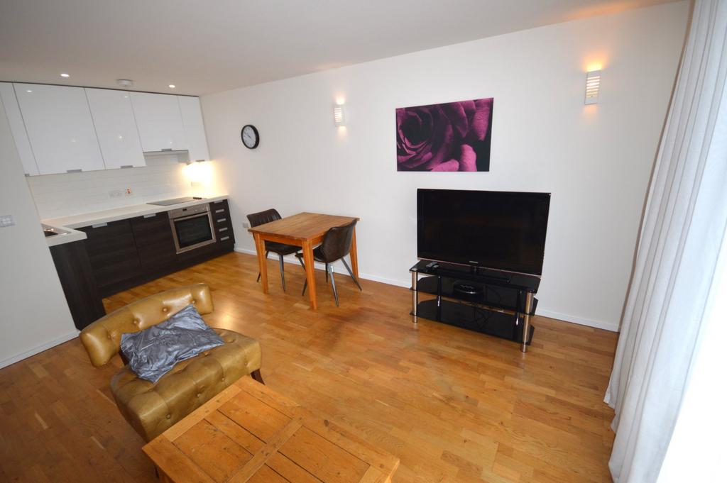 Apartment in South Yorkshire - More