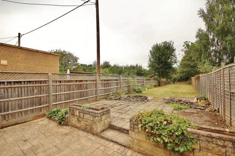 4 Schofield Avenue, Witney, OX28 1JN