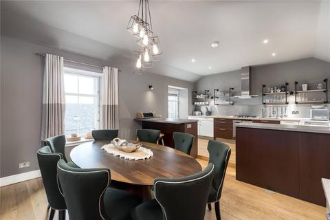 56/5 Thistle Street, Edinburgh, EH2 1EN