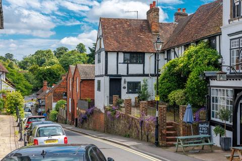 4 bedroom detached house for sale, 52 High Street, Oxted RH8