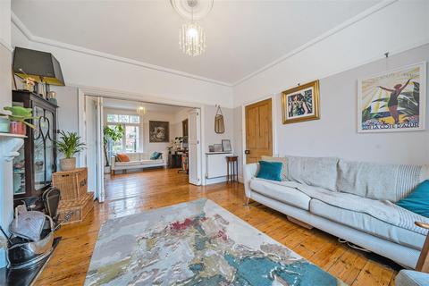 10 Castle Road, Bedford, MK40 3PJ