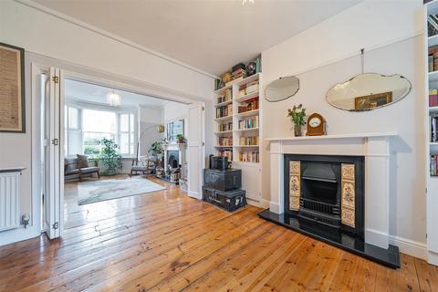 10 Castle Road, Bedford, MK40 3PJ