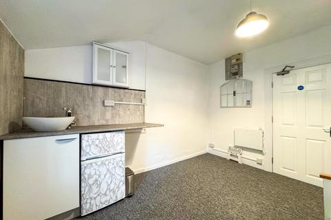 1 bedroom in a house share to rent, Room in Shared House – Coningsby Street, Hereford
