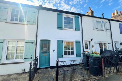 2 bedroom terraced house to rent, Village Road, Gosport, Hampshire, PO12