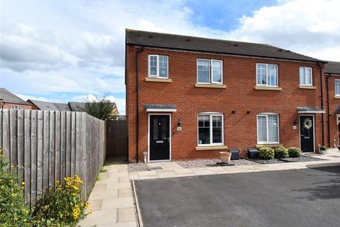 3 bedroom semi-detached house for sale, Snowdrop Drive, Droitwich, Worcestershire, WR9