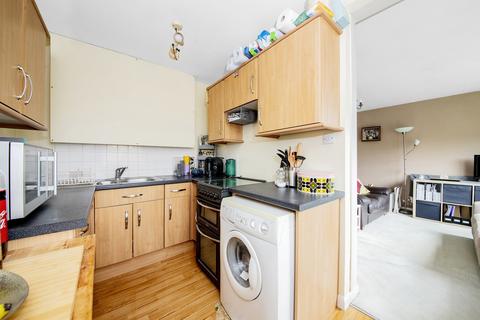 1 bedroom flat to rent, Hamlet House, Glenure Road, Eltham, SE9