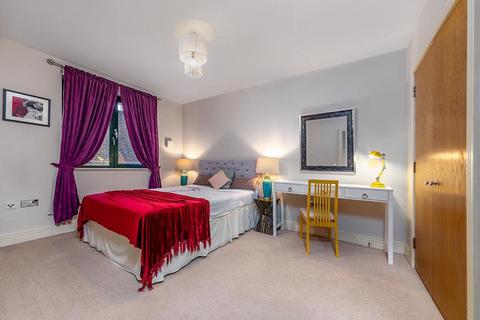 1 bedroom apartment for sale, Londinium Tower, Mansell Street, London, E1