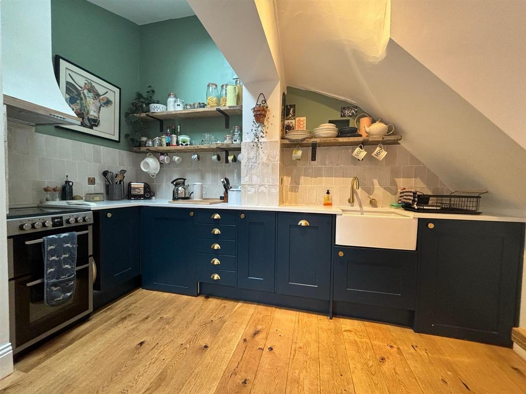 Open Plan Dining Room and Kitchen