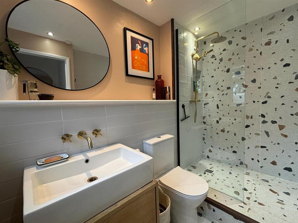 Shower Room/WC