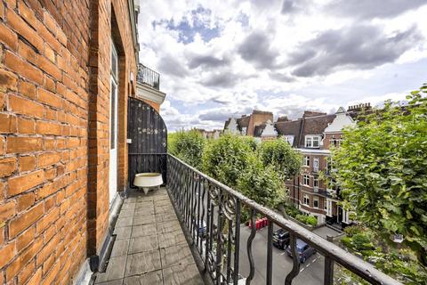 3 bedroom flat for sale, Lauderdale Road, Maida Vale, London, W9