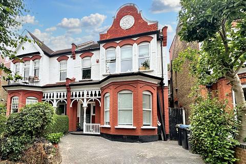 5 bedroom terraced house for sale, Broomfield Avenue, London, N13