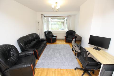 3 bedroom semi-detached house for sale, Windsor Avenue, New Malden KT3